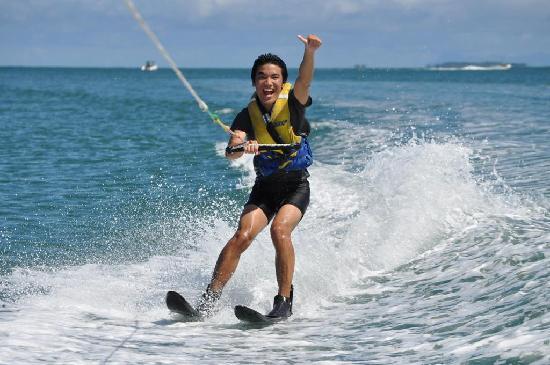 Private Water Skiing Experience in Bentota Lagoon gallery 5