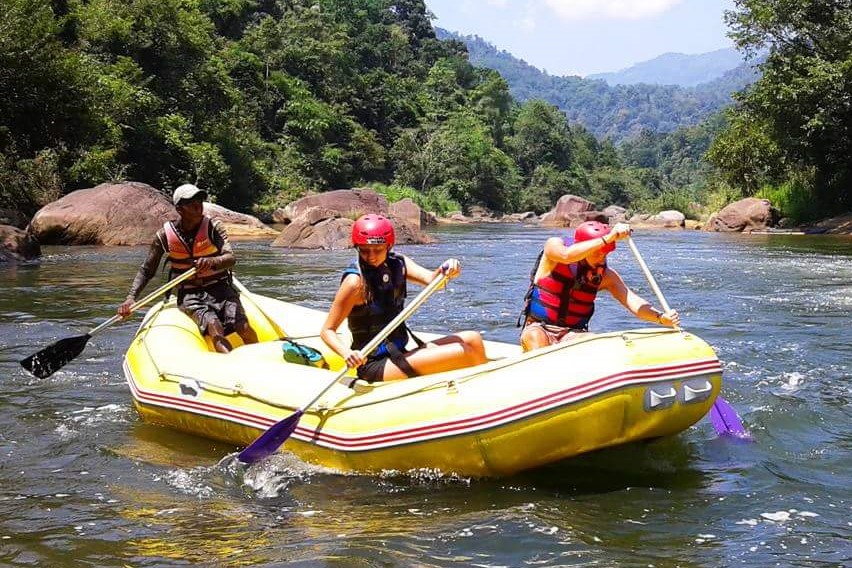 White Water Rafting in Kitulgala – Kelani River Rapids gallery 3