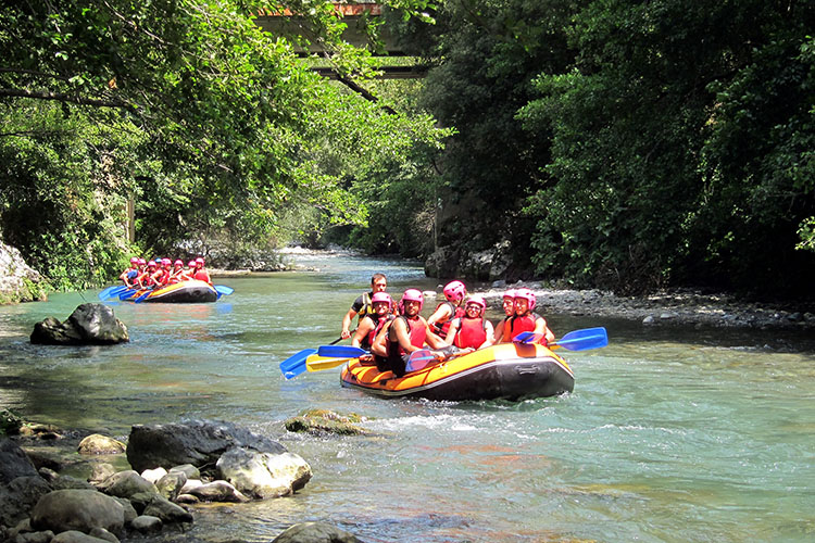 White Water Rafting in Kitulgala – Kelani River Rapids gallery 5