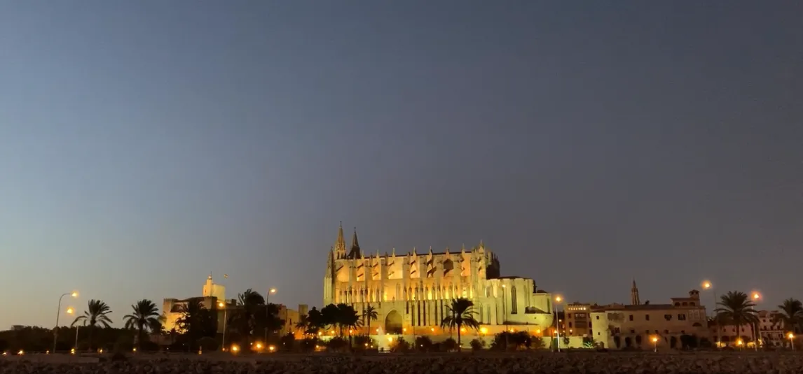 Palma Bay Sunset Catamaran Cruise with Cava & Aperitif gallery 2