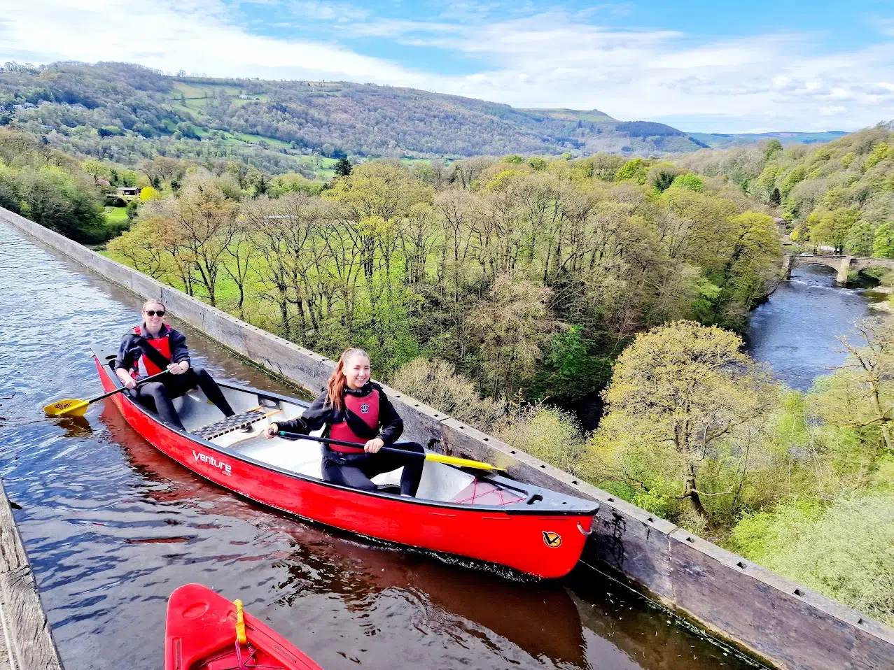 Canoe Aqueduct Cruise in Llangollen, North Wales, photo 2