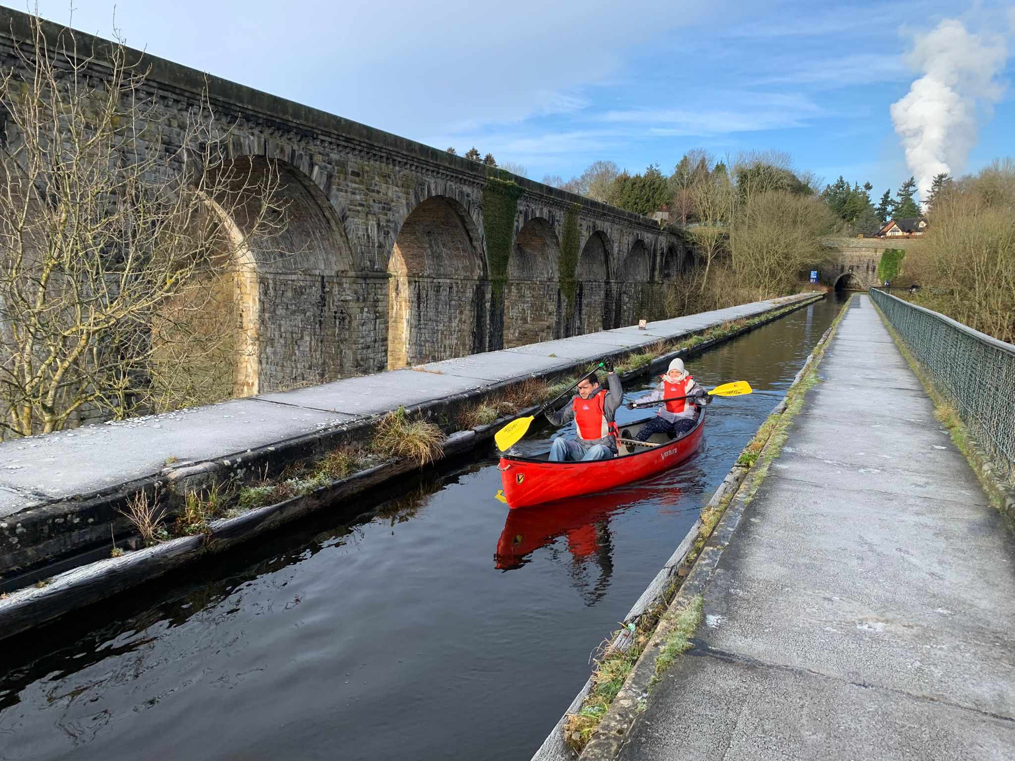 Canoe Aqueduct Cruise in Llangollen, North Wales, photo 5