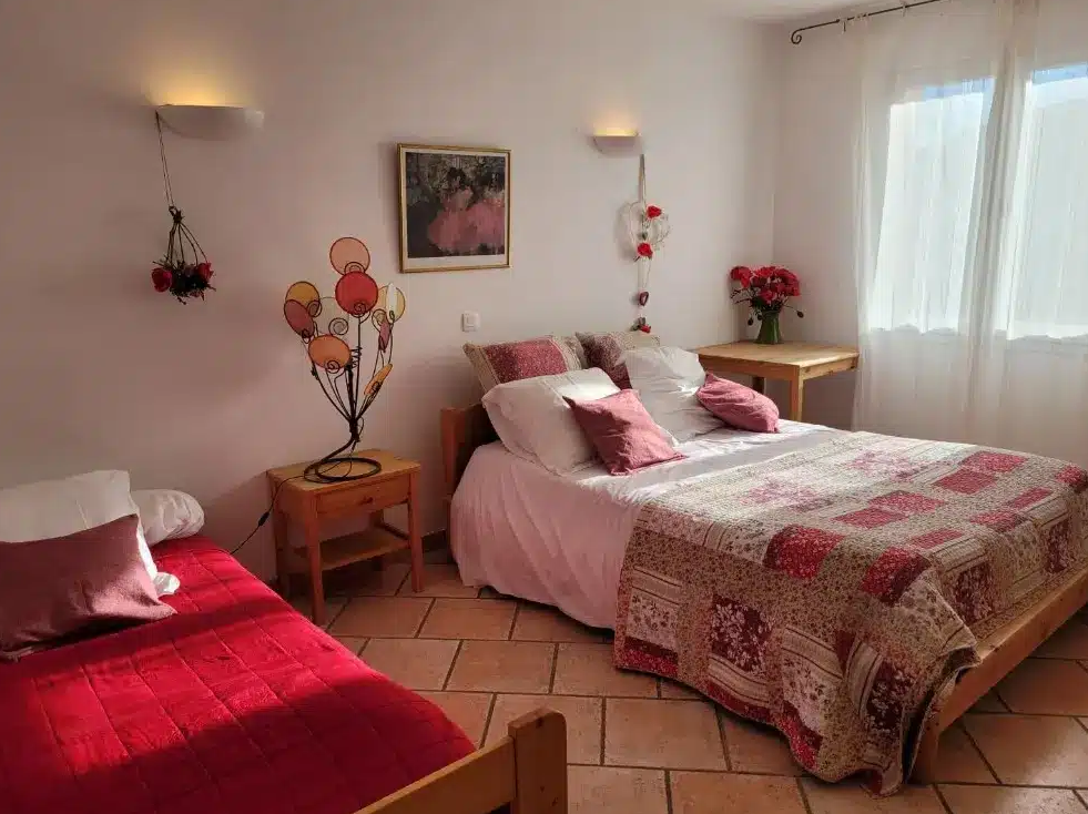 6 Day Self-Guided Hiking and Trekking Journey in the Verdon Gorge with Guesthouse Stay 3