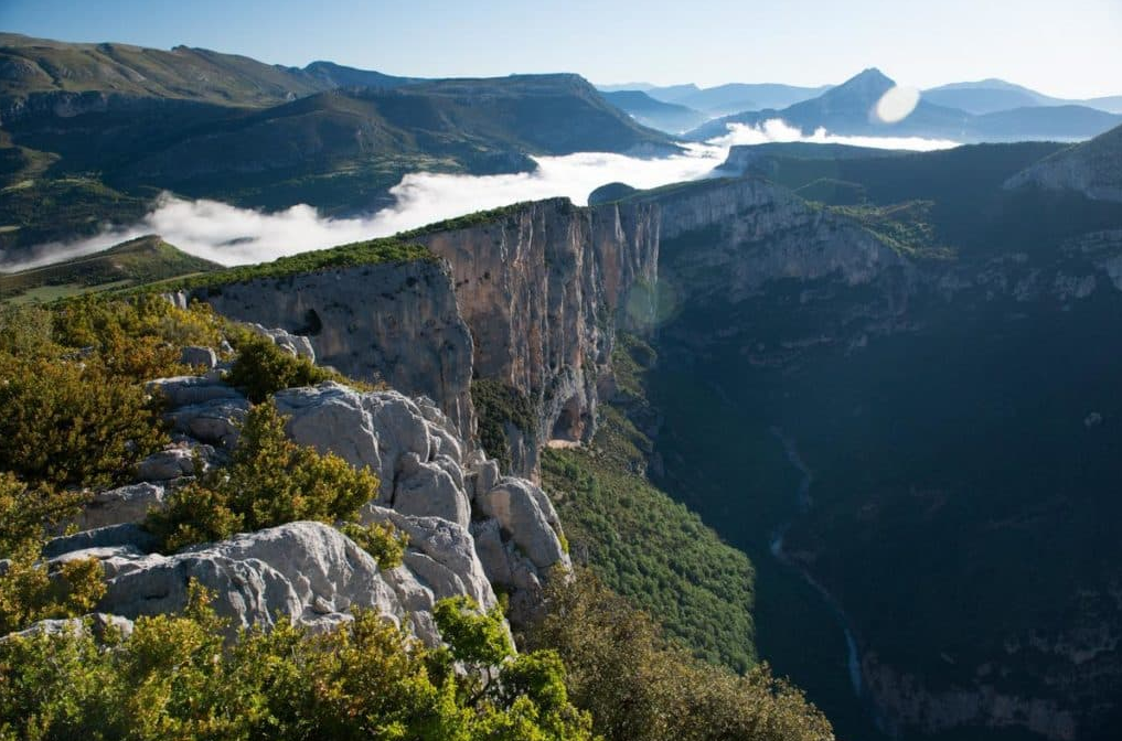 6-Day Hiking, Canyoning, Canoeing and E-Biking Adventure in the Gorges du Verdon with Hotel gallery 2