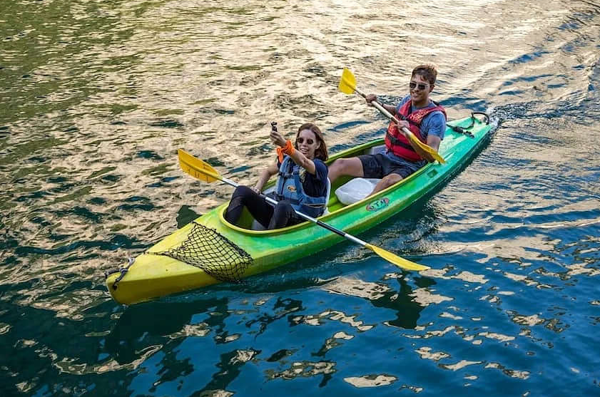 6-Day Hiking, Canyoning, Canoeing and E-Biking Adventure in the Gorges du Verdon with Hotel gallery 3