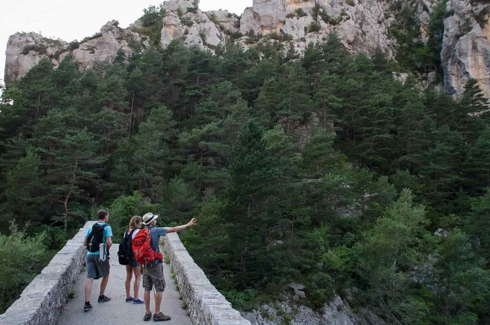 6-Day Hiking, Canyoning, Canoeing and E-Biking Adventure in the Gorges du Verdon with Hotel gallery 5