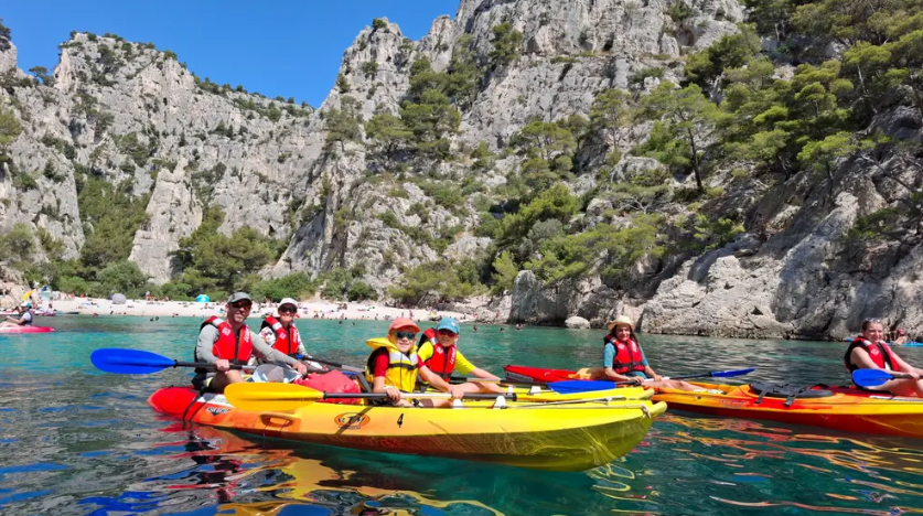 Morning Sea Kayaking Sporty Adventure in the Calanques gallery 5