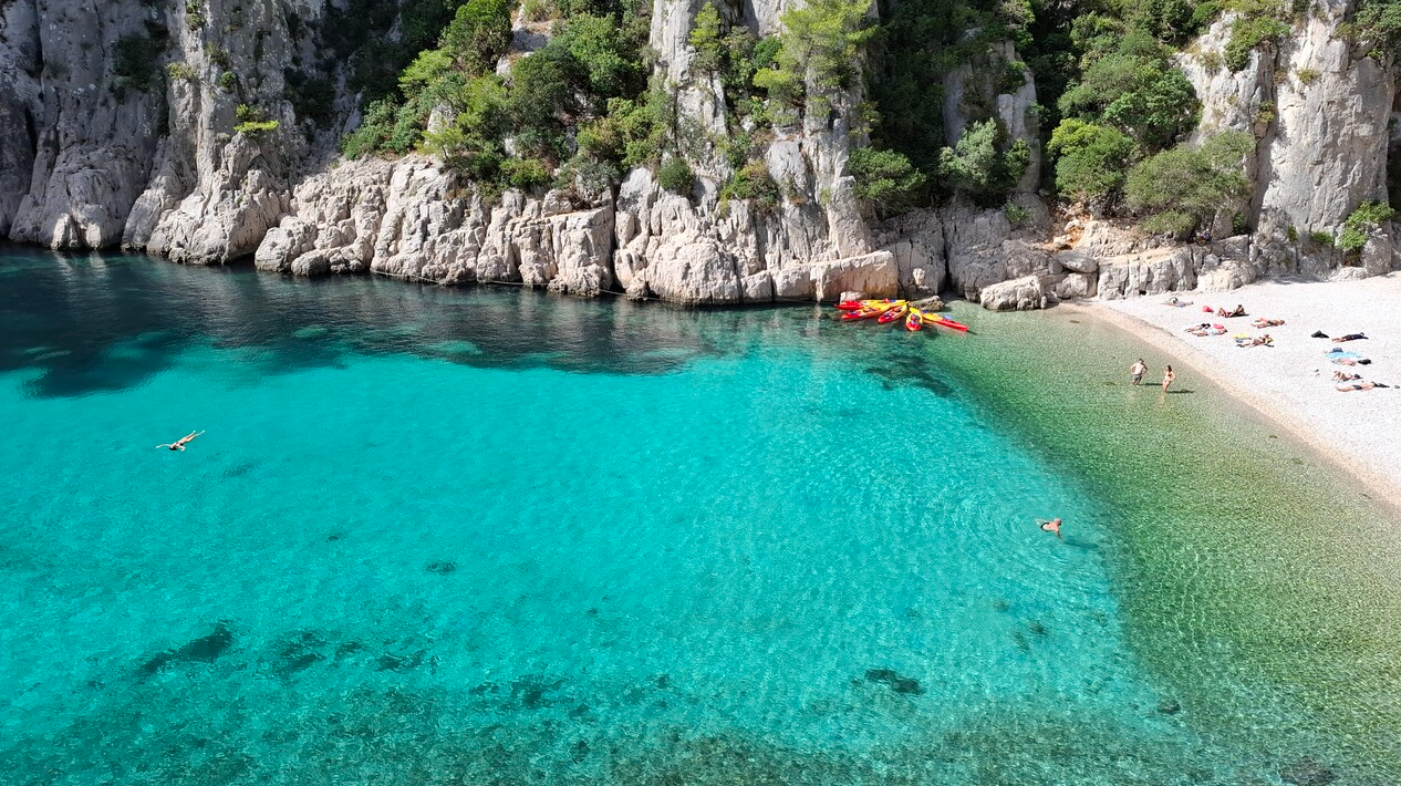 Morning Sea Kayaking Sporty Adventure in the Calanques gallery 10