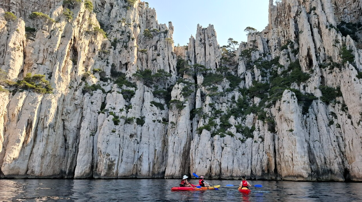 Kayak Adventure Day in the Calanques gallery 9