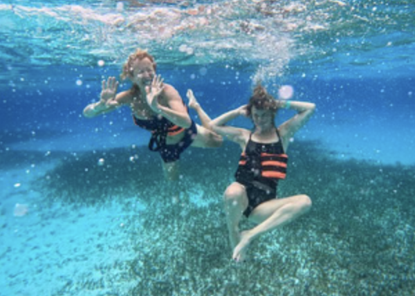 Cancún Private Catamaran Charter with Open Bar & Snorkelling gallery 2