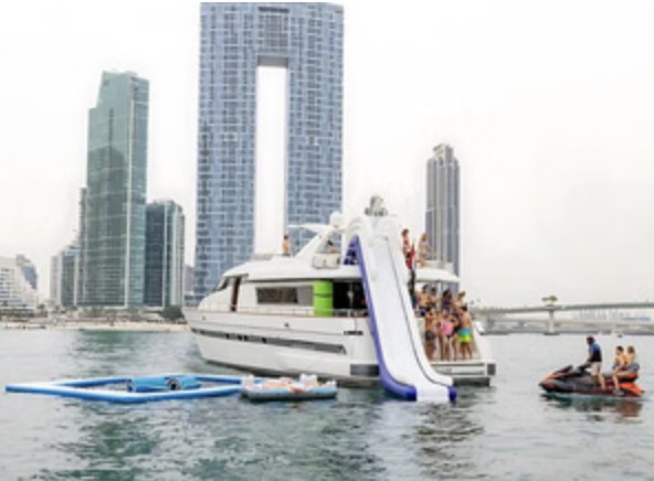 Dubai Yacht Cruise with Waterslide, Snorkelling, BBQ & Open Bar, photo 2