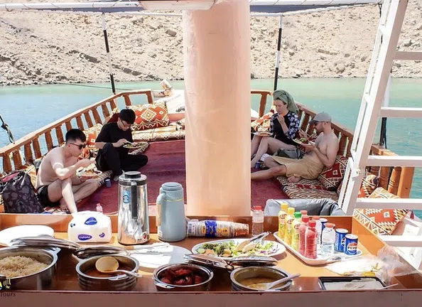 Musandam Dhow Cruise from Khasab with Dolphin Watching & Snorkeling, photo 4