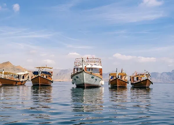 Musandam Dhow Cruise from Khasab with Dolphin Watching & Snorkeling, photo 3