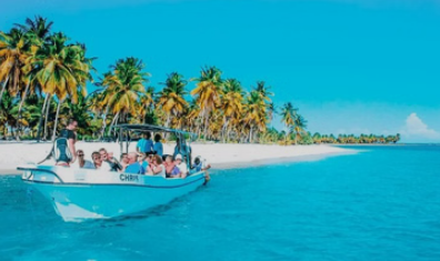 Saona Island Full-Day Speedboat Adventure with Lunch and Natural Pool, photo 3