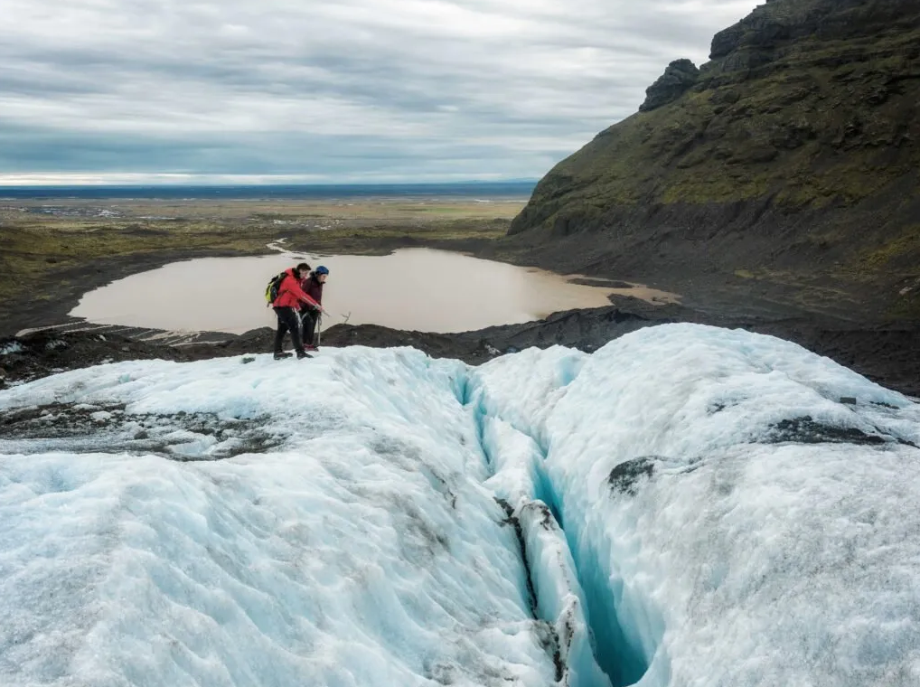 Glacier Hike Captured in Skadtafell, Iceland, photo 3