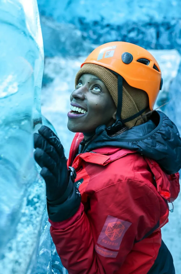 Ice Cave Hiking Experience in Iceland, photo 4