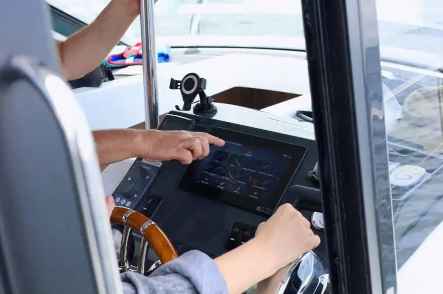 RYA Day Skipper Theory Course in Southampton, photo 4