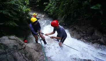 6-Day Ecuador Multisport Trip – Hiking, Biking, Rafting and Canyoning Adventure gallery 2