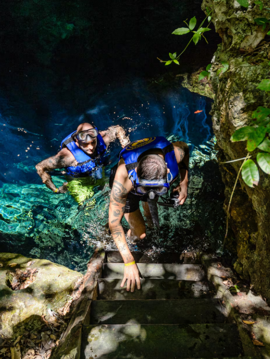 Snorkel with Turtles and Hidden Cenotes Experience in Akumal gallery 5