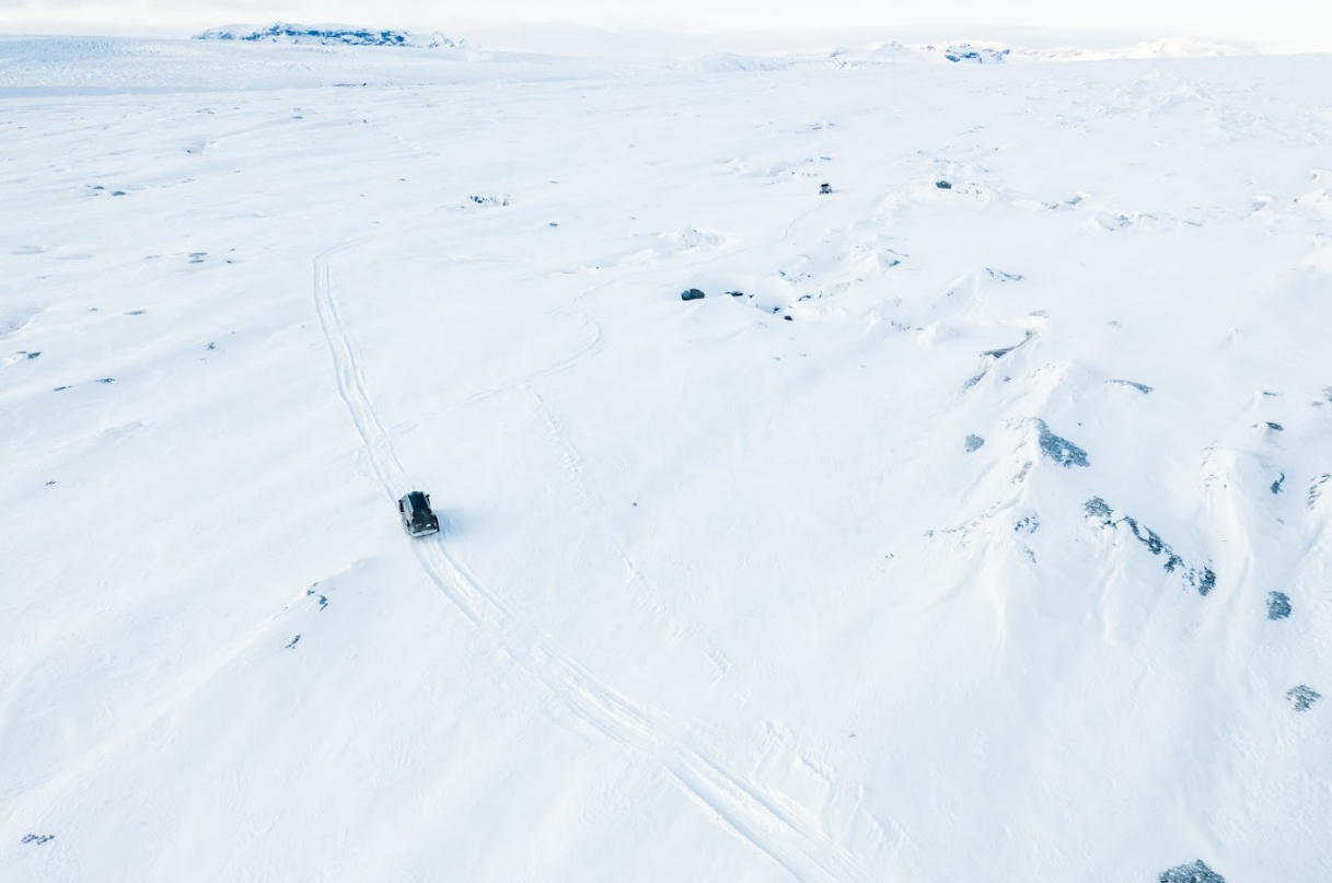 Blue Ice Cave Tour in Vatnajökull gallery 7