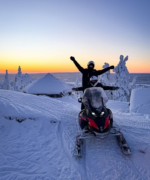 Family Friendly Snowmobile Safari in Rovaniemi, photo 5