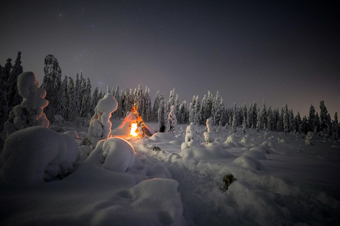 Night Snowshoeing Adventure under the Northern Lights gallery 2