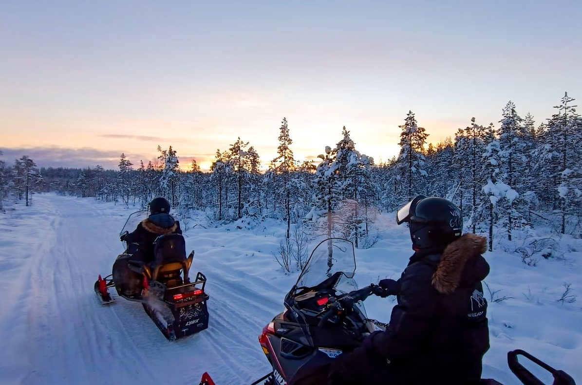 Snowmobile Adventure in Lapland, photo 4