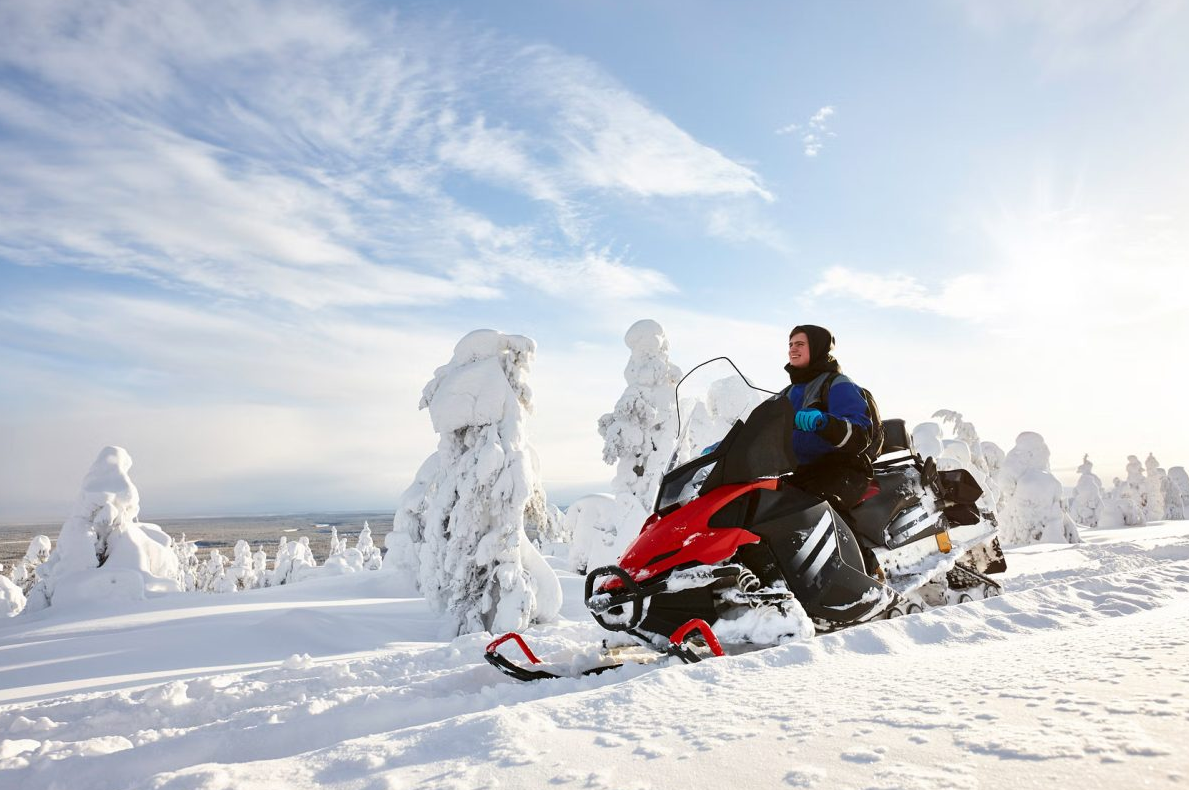 Snowmobile Adventure in Lapland gallery 2