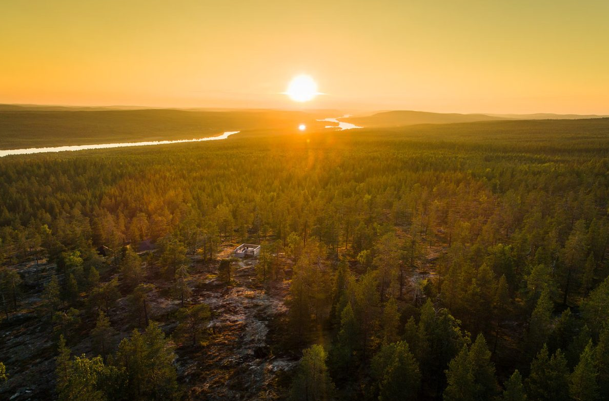 Summer and Autumn Wilderness Survival Tour in Rovaniemi gallery 2