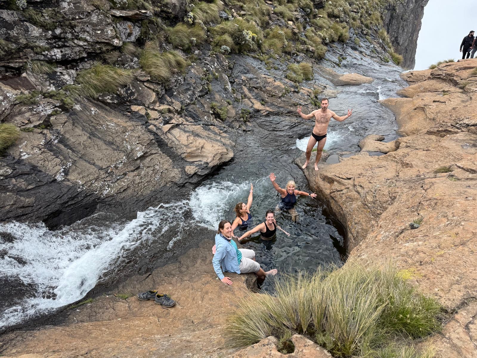 Hike Day 2 – Sentinel Car Park to Tugela Falls summit and back (14–16km / 510-720m ascent) 3