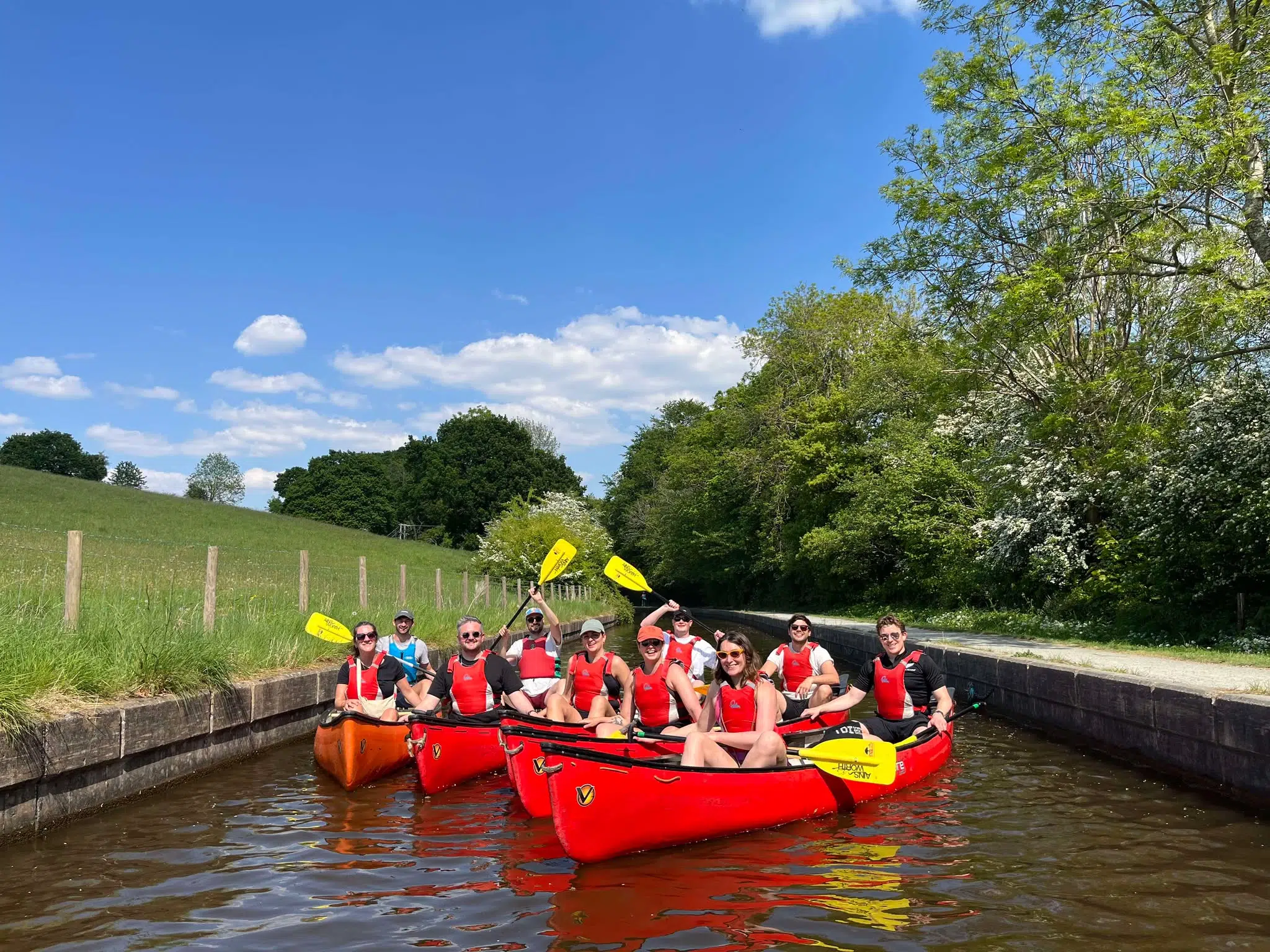 Canoe Aqueduct Cruise in Llangollen, North Wales gallery 5