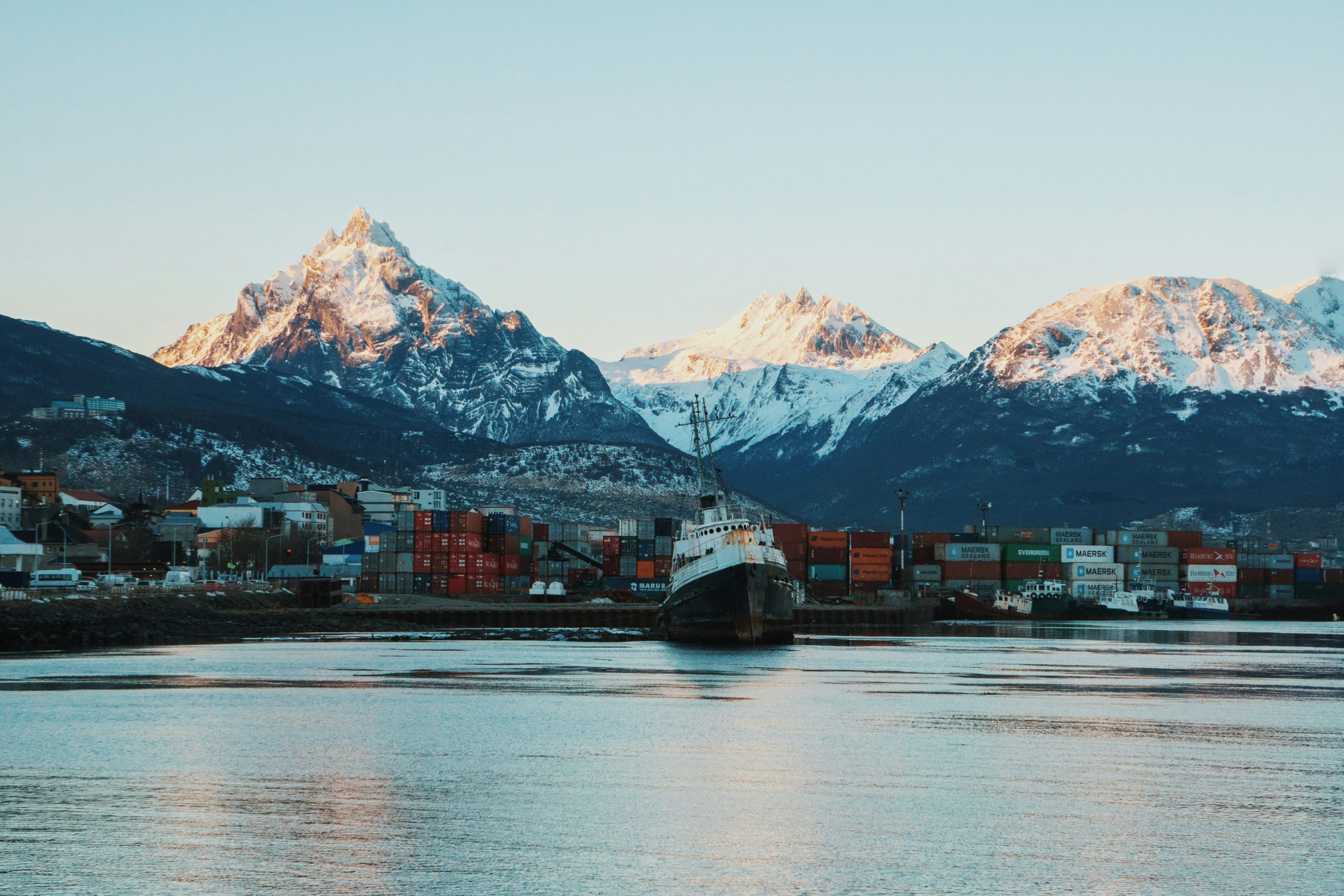 7 Day Patagonia Ski & Snowboard Trip: Ushuaia & Cerro Castor July 17–24 2027❄️⛷️, photo 3