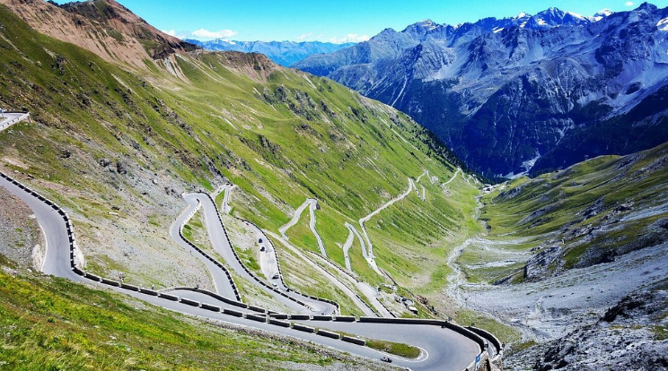 7 Night Livigno Cycling Trip in Italy – Legendary Mountain Rides 1