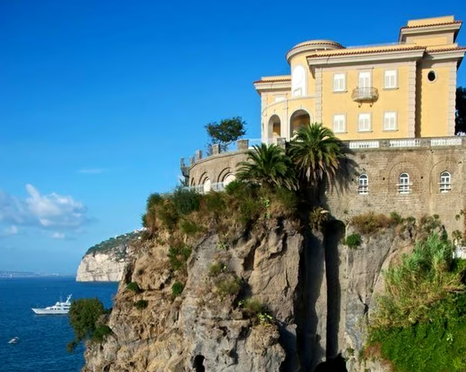 Sorrento Coast Sightseeing Shared Boat Tour gallery 3