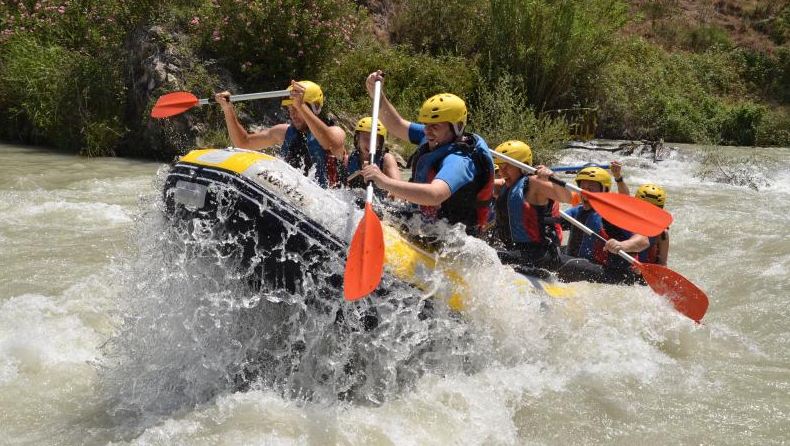 Genil River Whitewater Rafting in Cuevas Bajas, photo 5