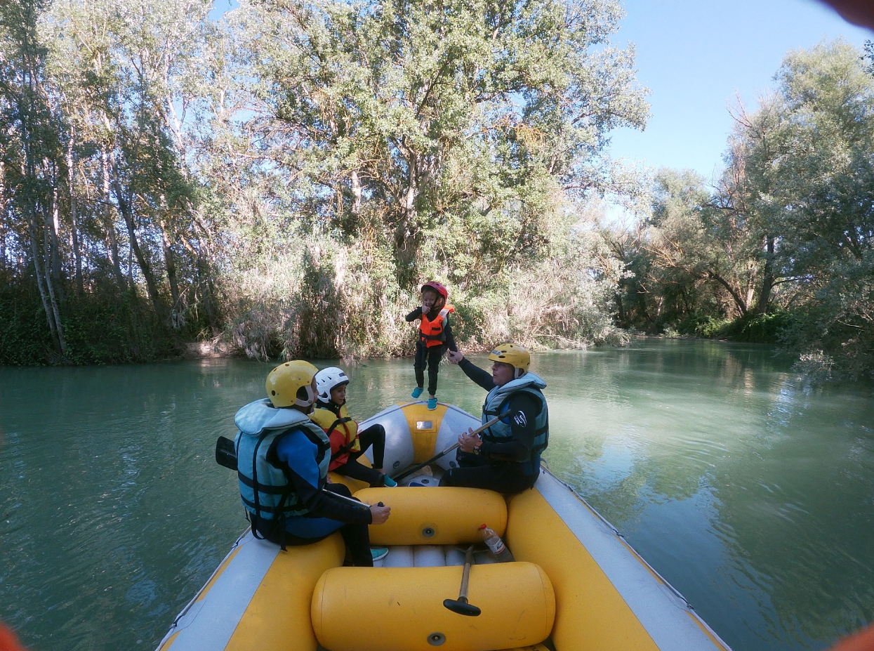 Genil River Family Rafting in Cuevas Bajas, photo 5