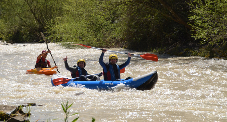 Canoraft-Kayak on the Genil River in Cuevas Bajas gallery 4