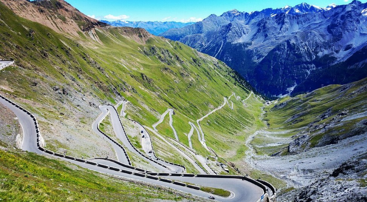 7 Night Livigno Cycling Trip in Italy – Legendary Mountain Rides, photo 2