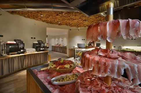 7 Night Livigno Cycling Trip in Italy – Legendary Mountain Rides gallery 6