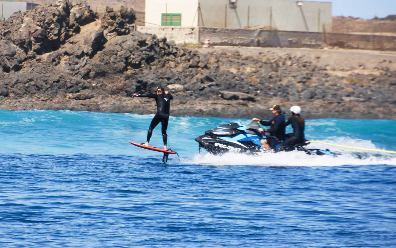 Tow Foil School in Corralejo, Fuerteventura gallery 3