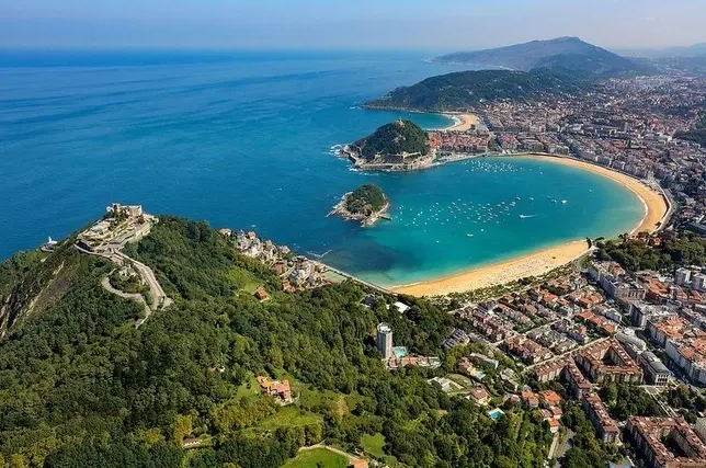 Private E-Bike City Tour of San Sebastián, photo 5