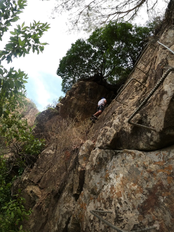 Via Ferrata El Caimán Alcornocales Climbing Route gallery 4
