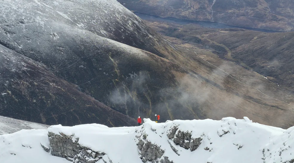 2 or 5 Day Winter Skills Course – Cairngorms National Park or Fort William, photo 3