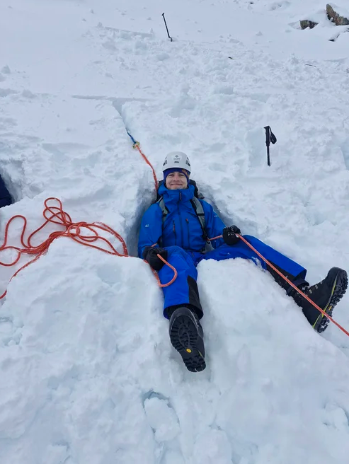 2 or 5 Day Winter Skills Course – Cairngorms National Park or Fort William gallery 4