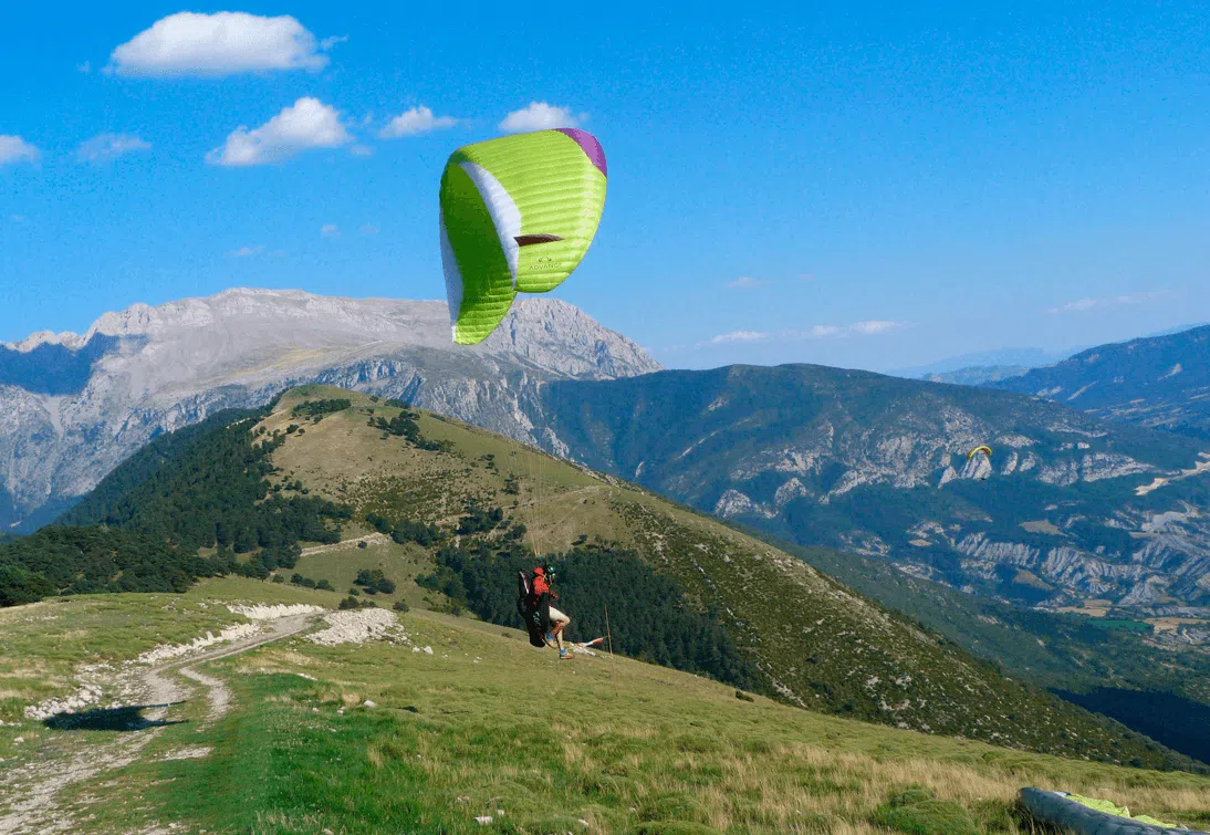 5-Day Paragliding Perfecting Flight Course in Castejón de Sos Pyrenees, photo 2