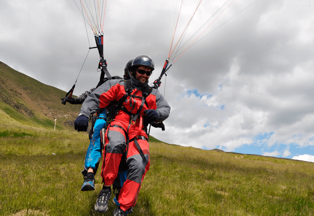 Paragliding Tandem Pilot Course in Castejón de Sos Pyrenees, photo 4