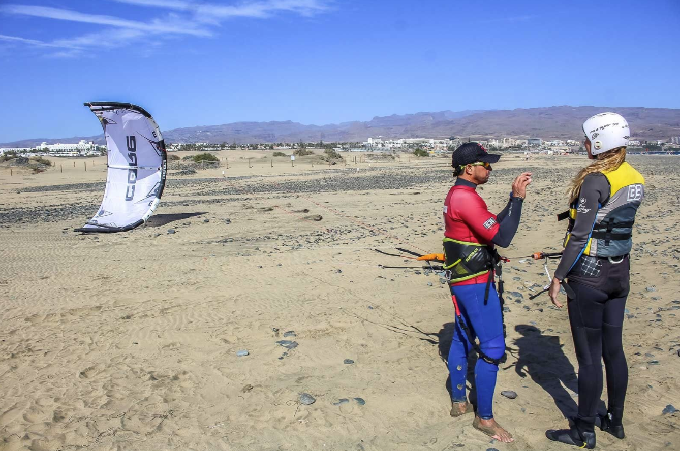 Kitesurf Semi-Private Lesson in Playa del Inglés gallery 6