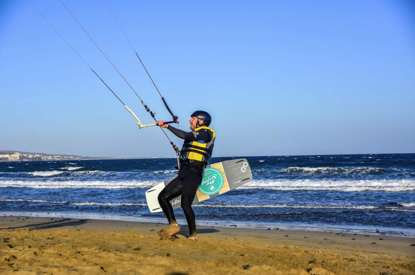 Kitesurf Private Lesson in Playa del Inglés gallery 10