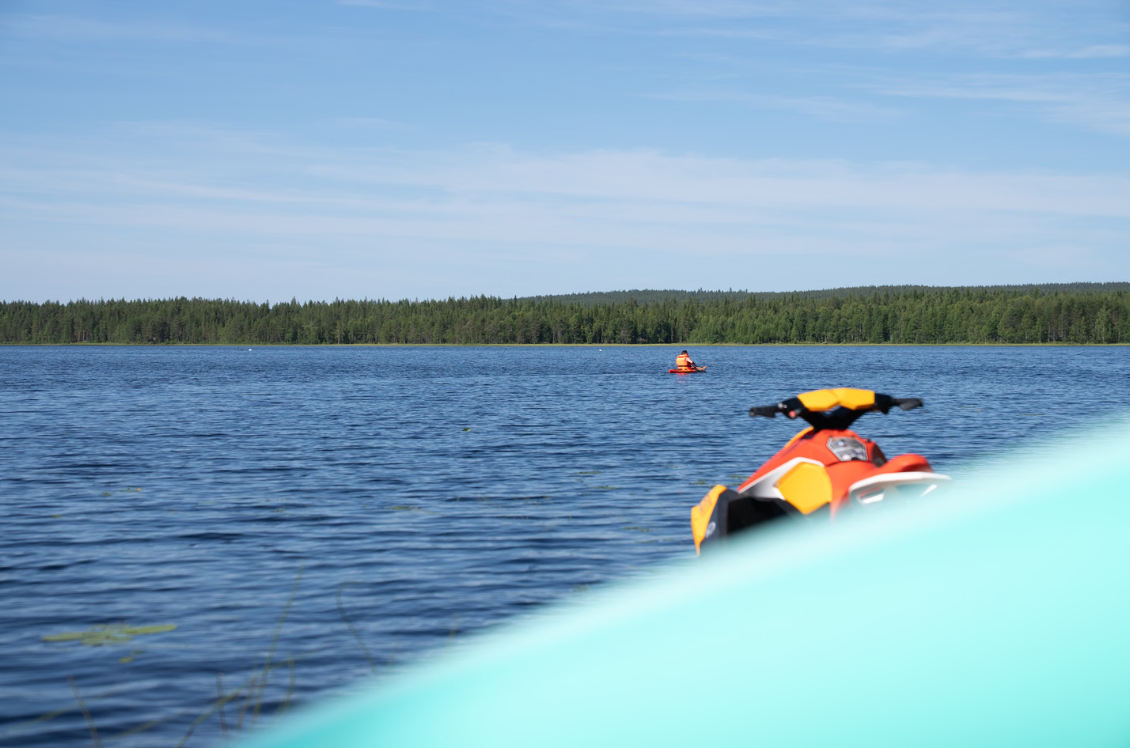 Midnight Sun SUP Experience in Lapland gallery 5