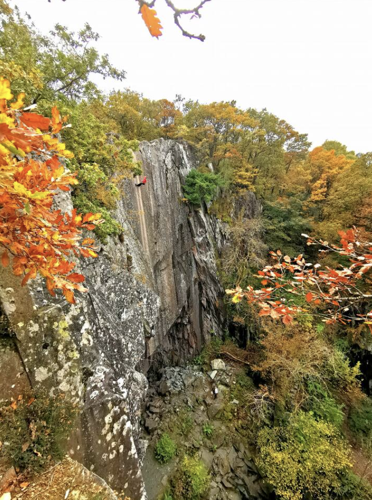 Lake District Abseiling Experience at Cathedral Quarry, photo 4